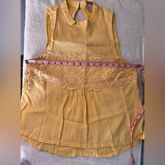 Forever 21 Tank Top Cami Shirt Women Medium Butter Yellow Lace Babydoll Y2K - Picture 8 of 9